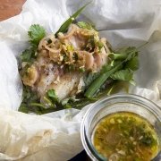 Foiled-wrapped cod fillet with exotic sauce